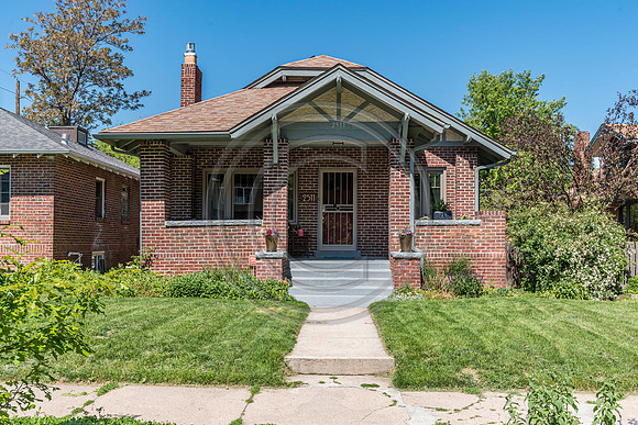 2511 Birch St Denver CO 80207-large-002-006-Front Exterior-1498x1000-72dpi