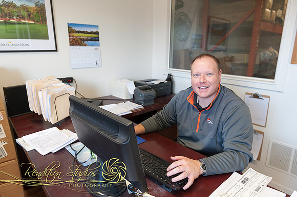 Golfshop_F099-LR