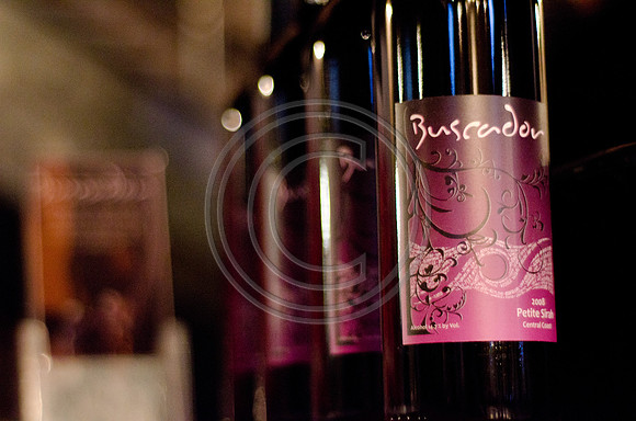Bottlenotes_F032-2011