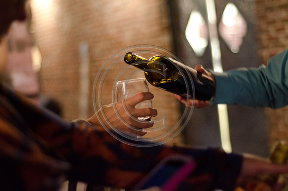 Bottlenotes_F030-2011