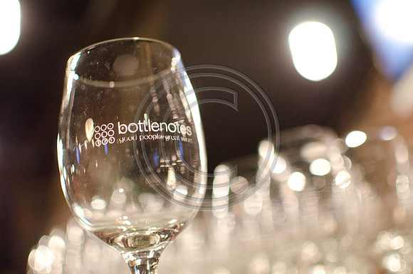 Bottlenotes_F079-2011