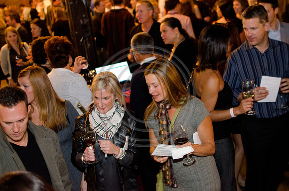 Bottlenotes_F151-2011