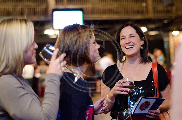 Bottlenotes_F071-2011