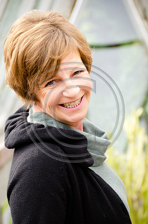 Mercer_Shelly_F00014