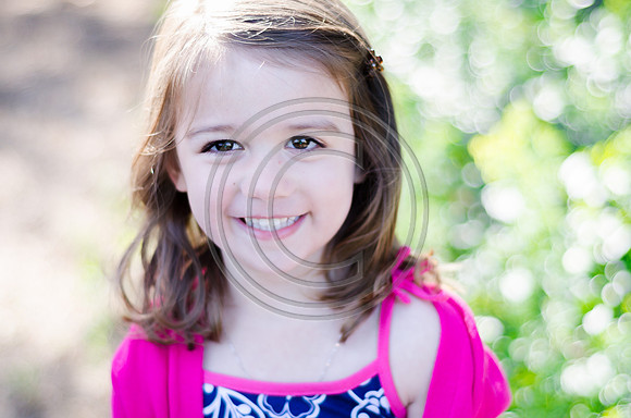 Young_F031