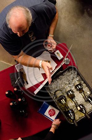 Bottlenotes_F108-2011