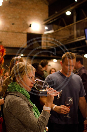 Bottlenotes_F178-2011