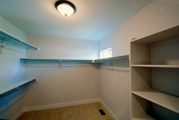 INT36-MasterBath1