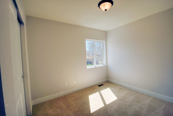 INT25-bed2