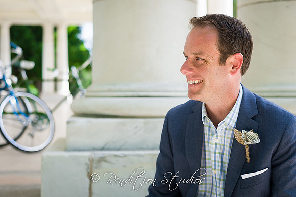 Lilly_F015-LR