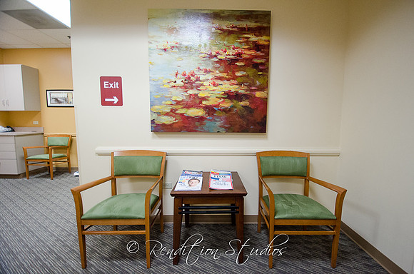 Office2_F084-LR