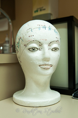 Office2_F050-LR