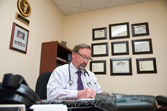 Office2_F069-LR