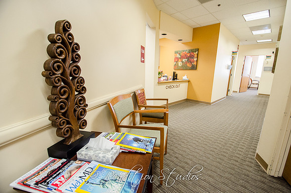 Office2_F081-LR