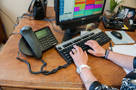 Office2_F039-LR