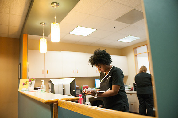 Office1_F006