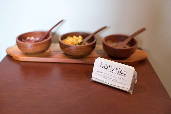 Holistica_F002-LR