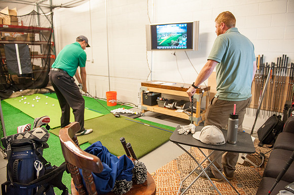 Golfshop_F012-LR