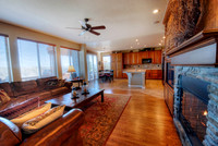 INT_M_TVroomKitchen 1