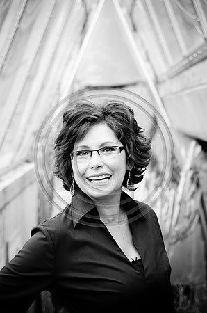 Salas_Patricia_F00016