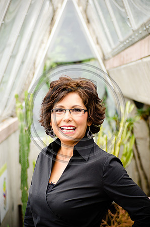 Salas_Patricia_F00010