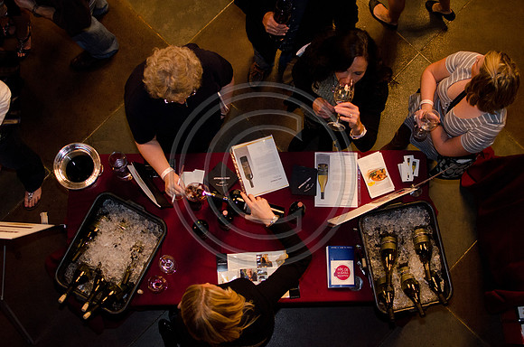 Bottlenotes_F165-2011
