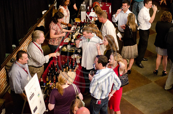 Bottlenotes_F111-2011