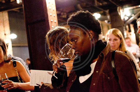 Bottlenotes_F134-2011