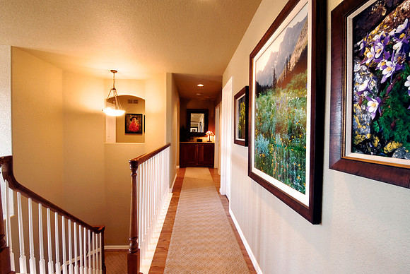 INT_U_hallway