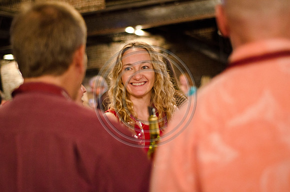 Bottlenotes_F084-2011