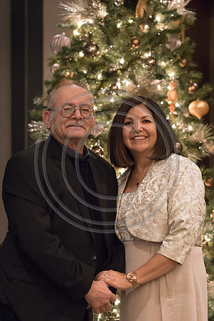 Holiday15F_180-LR