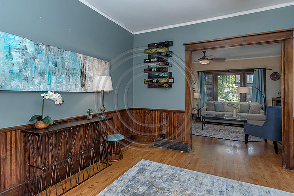 2511 Birch St Denver CO 80207-large-012-011-Dining Room-1498x1000-72dpi
