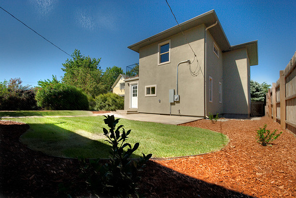 exterior-rear2_353-357